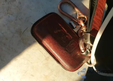 2013 Lexus Es 300H z USA, uszkodzony, nr VIN JTHBW1GG5D2037991